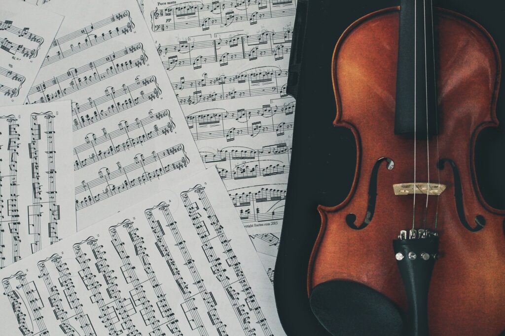 Classical music events by Stefany Andrade on Unsplash